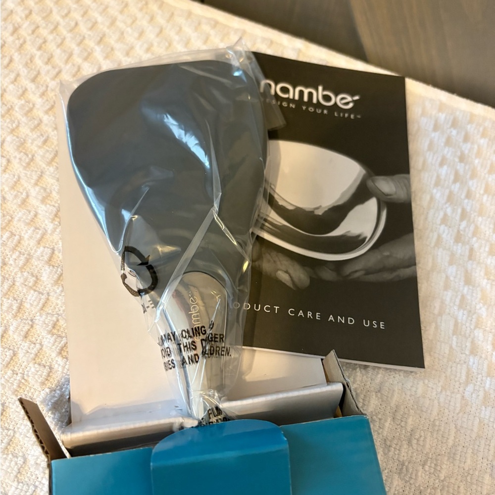 Nambe Curvo Spatula in Silver Finish - Picture 4 of 5